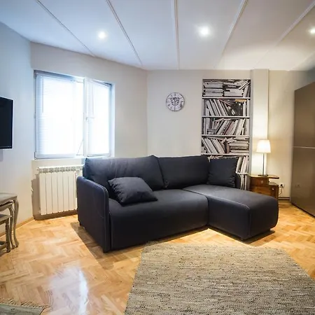 Apartment Boem With Huge Terrace *